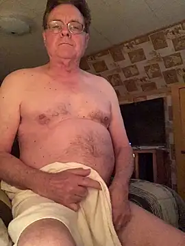 Tonybaloney1972 online show from April 11, 1:59 pm