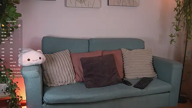 aisha bx online show from July 11, 1:55 pm