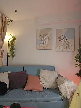 aisha bx online show from March 6, 1:28 pm