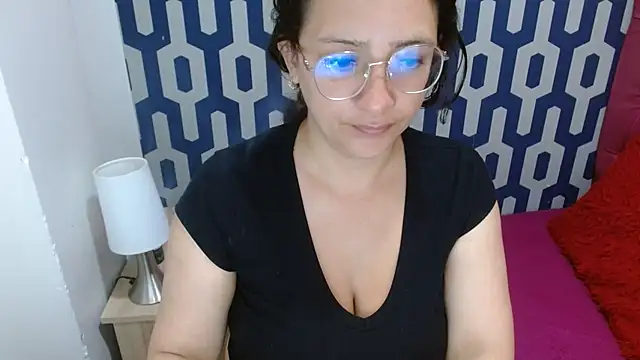 Snapshot of sarax_ximena chatting on October 11, 6:03 am sarax ximena online show from October 11, 6:03 am