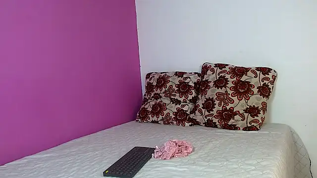 AntonellaAndNoah online show from March 7, 5:14 am