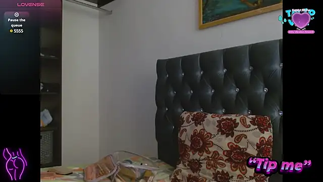 AntonellaAndNoah online show from January 11, 7:59 pm