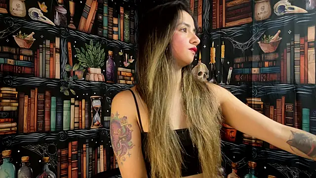 julietta   jackson online show from December 4, 8:30 pm