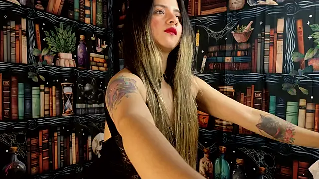 julietta   jackson online show from November 21, 9:25 pm