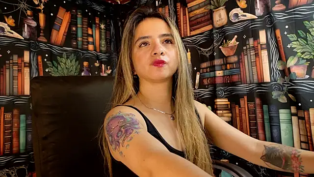 Snapshot of julietta___jackson chatting on March 1, 7:26 pm julietta jackson online show from March 1, 7:26 pm