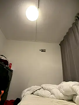 wolfwhite95 online show from November 14, 11:52 pm