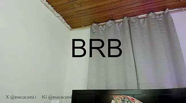 macacami1 online show from January 14, 11:27 pm