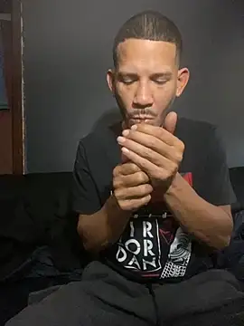 Chico Bellaco online show from November 15, 3:16 pm