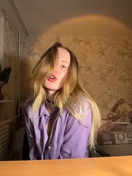 Snapshot of saint_cat25 chatting on October 25, 7:14 pm saint cat25 online show from October 25, 7:14 pm