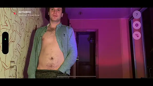 Snapshot of saint_cat25 chatting on February 22, 4:30 pm saint cat25 online show from February 22, 4:30 pm