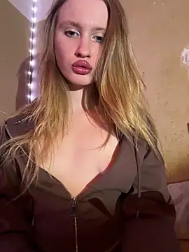 saint cat25 online show from April 1, 11:12 pm