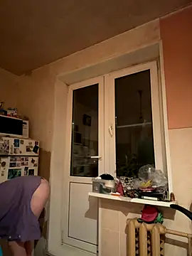 Snapshot of saint_cat25 chatting on November 29, 9:59 pm saint cat25 online show from November 29, 9:59 pm