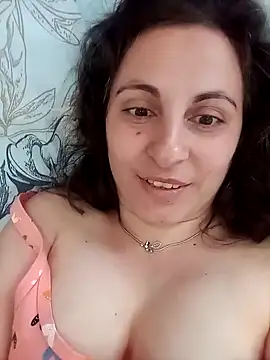 ShelaDiass online show from May 3, 5:56 am