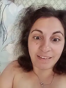 ShelaDiass online show from May 28, 3:03 am