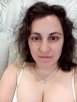 ShelaDiass online show from May 2, 4:07 am