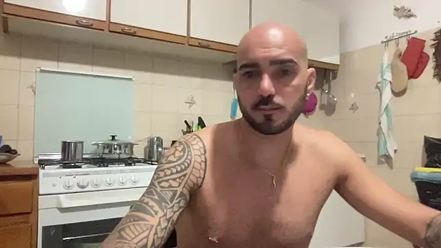 alessandromori91 online show from September 17, 6:21 pm