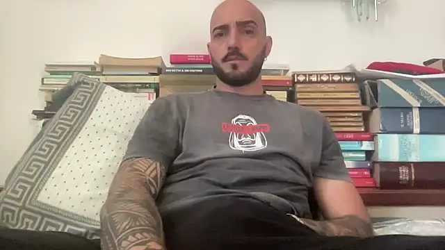 alessandromori91 online show from May 16, 4:28 pm