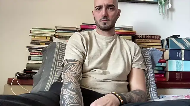 alessandromori91 online show from March 17, 10:07 am