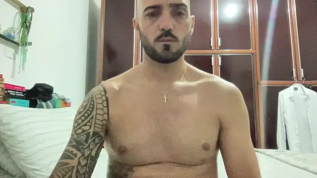 Snapshot of alessandromori91 chatting on June 15, 12:12 am alessandromori91 online show from June 15, 12:12 am