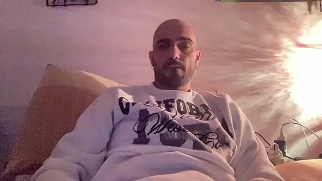 alessandromori91 online show from February 22, 10:11 pm