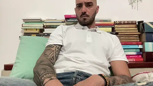 alessandromori91 online show from April 14, 2:00 pm