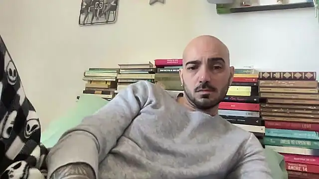 alessandromori91 online show from April 5, 8:21 am