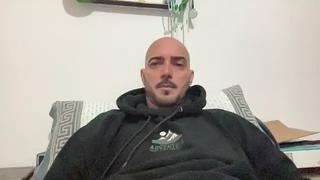 alessandromori91 online show from December 18, 10:24 pm