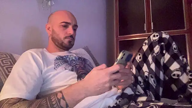 alessandromori91 online show from December 21, 9:26 pm