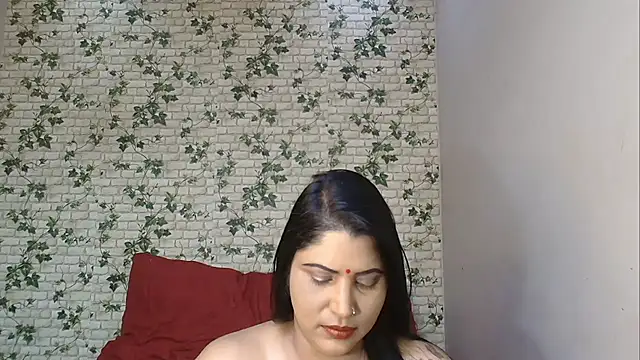 Snapshot of XIndianintimacy chatting on October 5, 6:31 pm XIndianintimacy online show from October 5, 6:31 pm