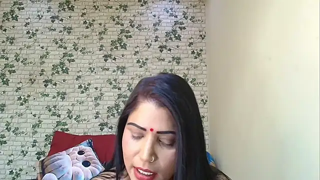 XIndianintimacy online show from February 1, 5:55 pm