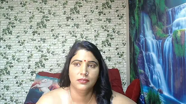 Snapshot of XIndianintimacy chatting on March 7, 10:32 pm XIndianintimacy online show from March 7, 10:32 pm