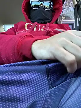 Snapshot of Pa_lasnenas1 chatting on February 16, 4:21 pm Pa lasnenas1 online show from February 16, 4:21 pm