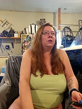 MsShelby40 online show from March 7, 6:02 pm