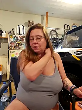 MsShelby40 online show from November 21, 5:45 pm