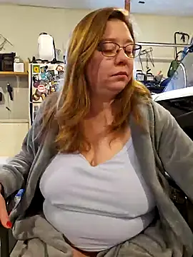 MsShelby40 online show from February 13, 5:33 pm