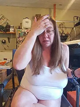 MsShelby40 online show from June 2, 10:10 pm