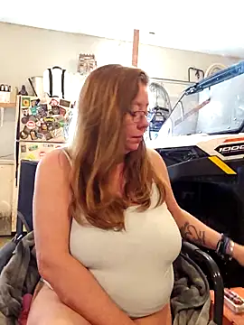 MsShelby40 online show from October 10, 2:29 pm