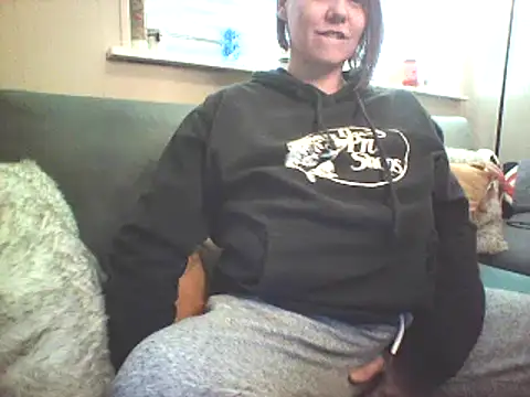 Big-Tits-McGee online show from February 13, 8:45 pm