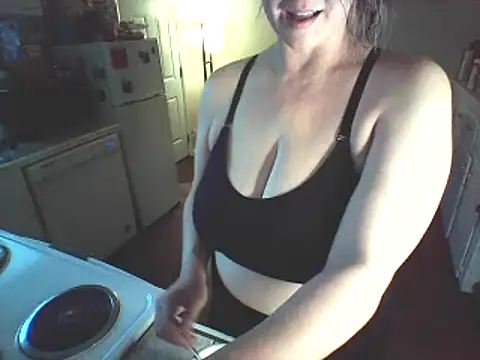 Big-Tits-McGee online show from March 4, 3:04 pm