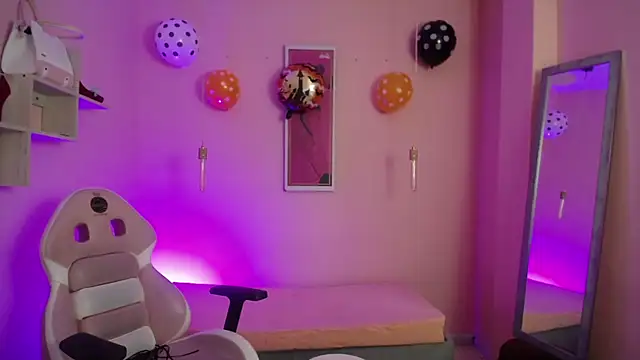 Violetta Suky online show from October 31, 3:58 am