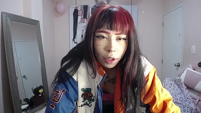 Violetta Suky online show from November 19, 1:44 pm