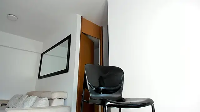 Snapshot of smit_hot_sr chatting on June 25, 7:08 pm smit hot sr online show from June 25, 7:08 pm