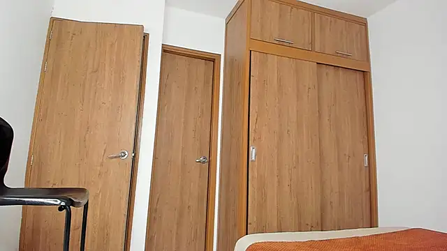 smit hot sr online show from November 25, 1:28 am