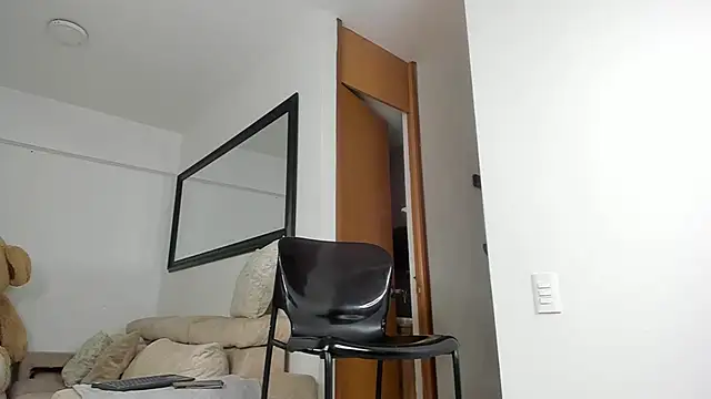 smit hot sr online show from January 13, 3:32 am