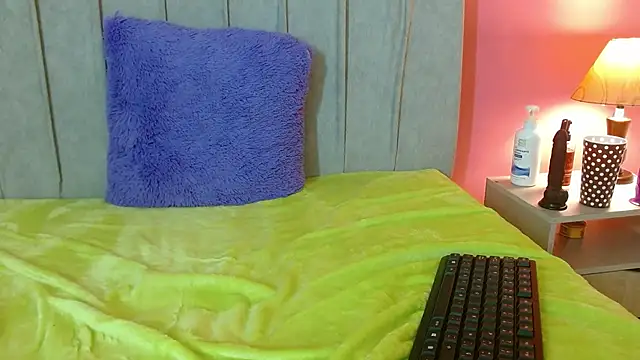 Snapshot of monicahotsex303av chatting on March 3, 9:26 pm monicahotsex303av online show from March 3, 9:26 pm