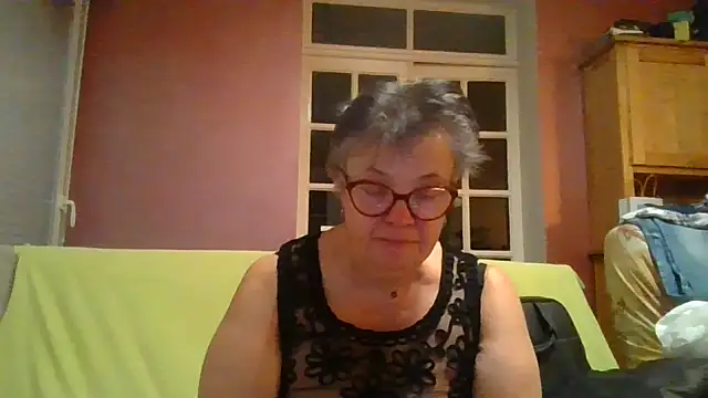 Vandeae44 online show from March 20, 8:21 pm