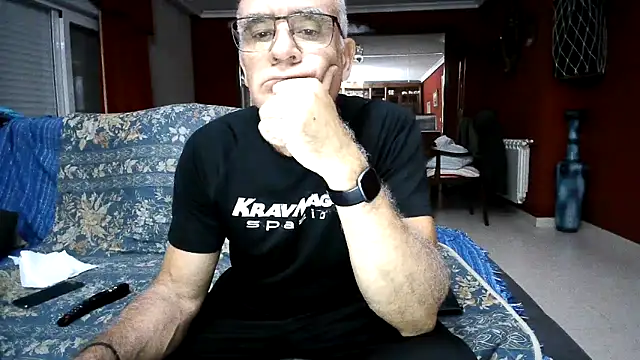 Snapshot of maduroguapo chatting on May 2, 8:14 pm maduroguapo online show from May 2, 8:14 pm