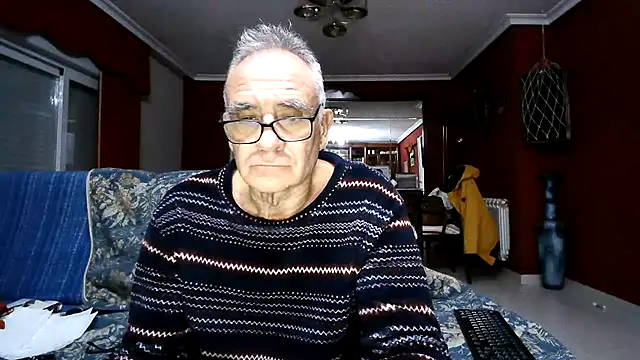 maduroguapo online show from November 27, 10:10 pm