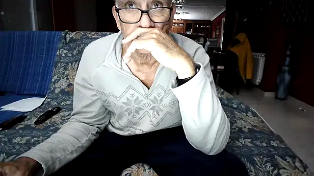 maduroguapo online show from November 24, 9:59 pm