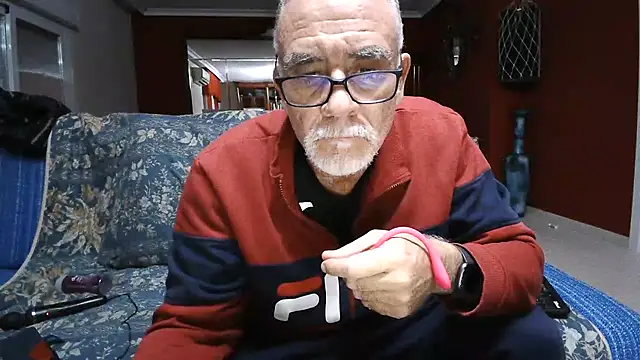 maduroguapo online show from February 22, 11:03 pm